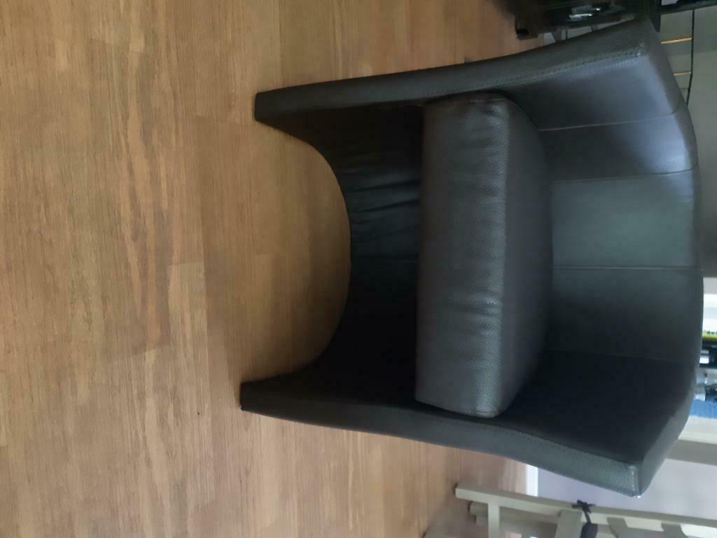 Fauteuil neuf (club,cabriolet), Enlèvement