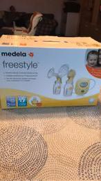 Medela afkolftoestel nieuwstaat borstkolf, Kinderen en Baby's, Babyvoeding en Toebehoren, Zo goed als nieuw, Borstkolf, Ophalen of Verzenden
