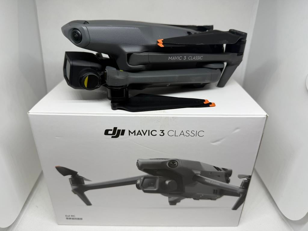 DJI Mavic 3 Classic, Enlèvement, Comme neuf, DJI