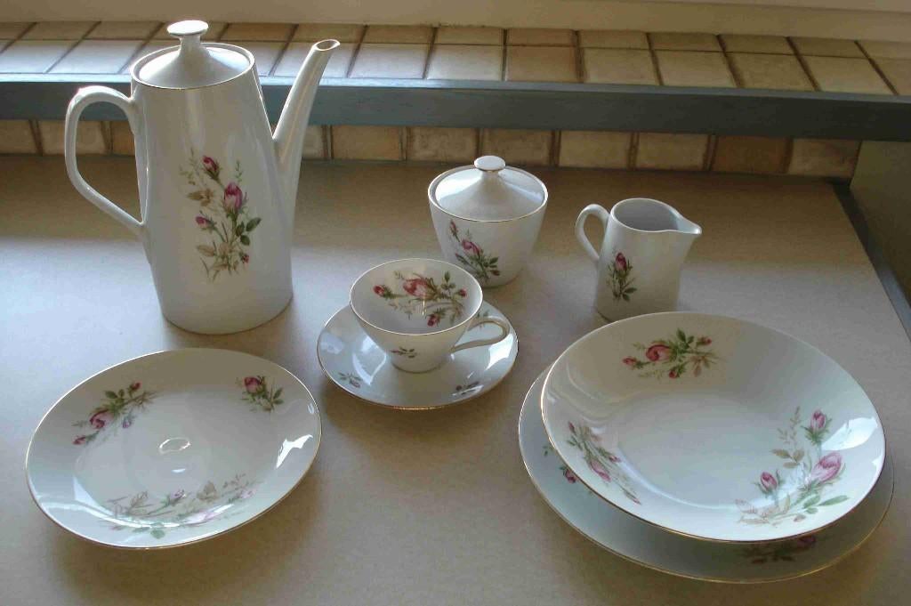 Servies Bavaria jaren '70, Ophalen, Zo goed als nieuw