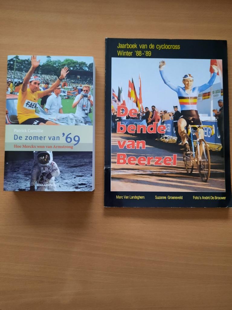 18 boeken R.v.Frankrijk en veldrijden(9 scans) lot à 25 euro, Verzamelen, Ophalen, Zo goed als nieuw