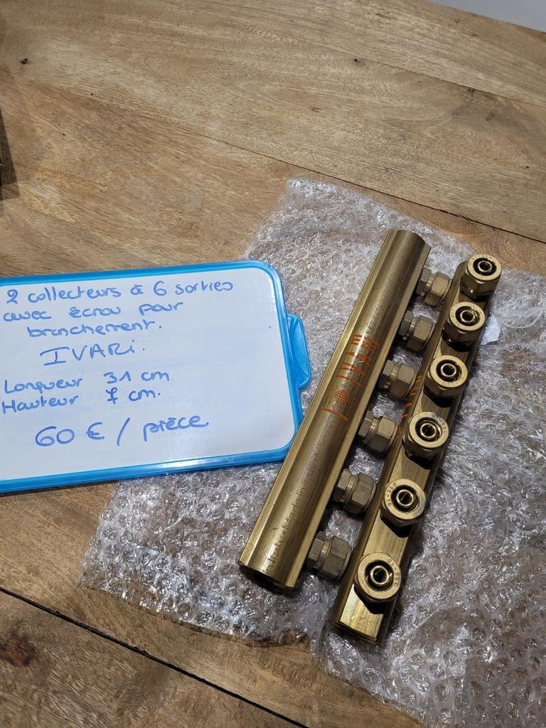 2 raccordeurs de 6 sorties chacun avec écrou, Bricolage & Construction, Chauffage & Radiateurs, Enlèvement