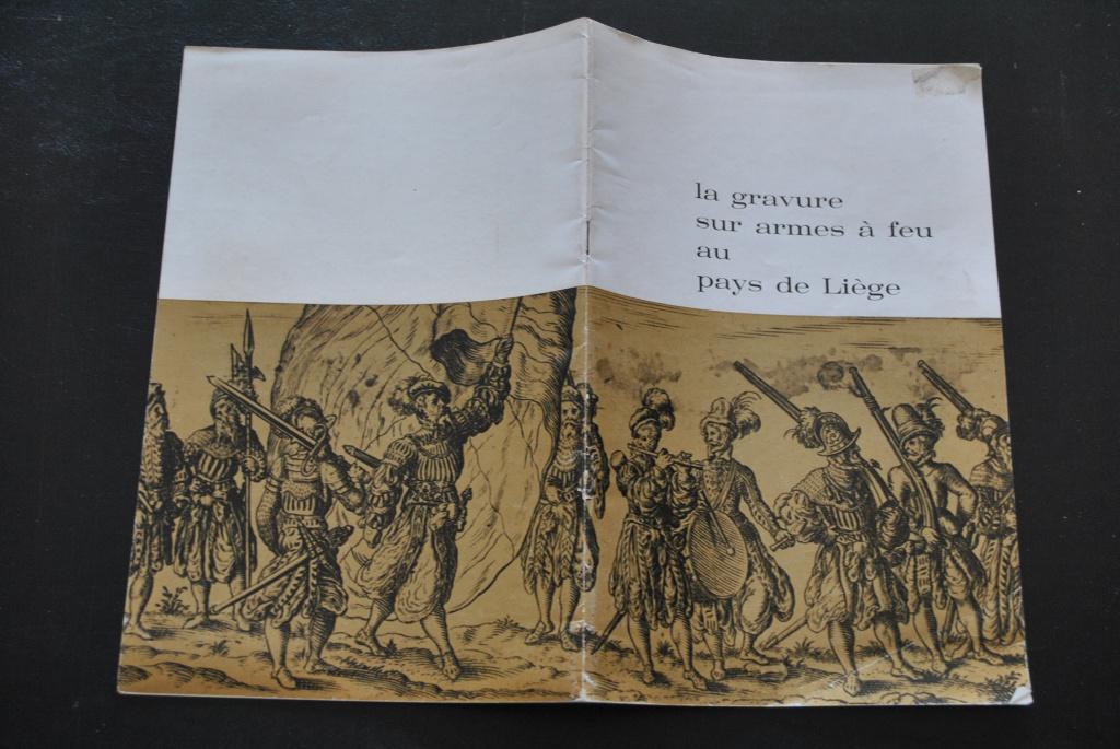 PURAYE La gravure sur armes à feu au Pays de Liège armurerie, Collections, Enlèvement ou Envoi, Autres, Livre ou Revue