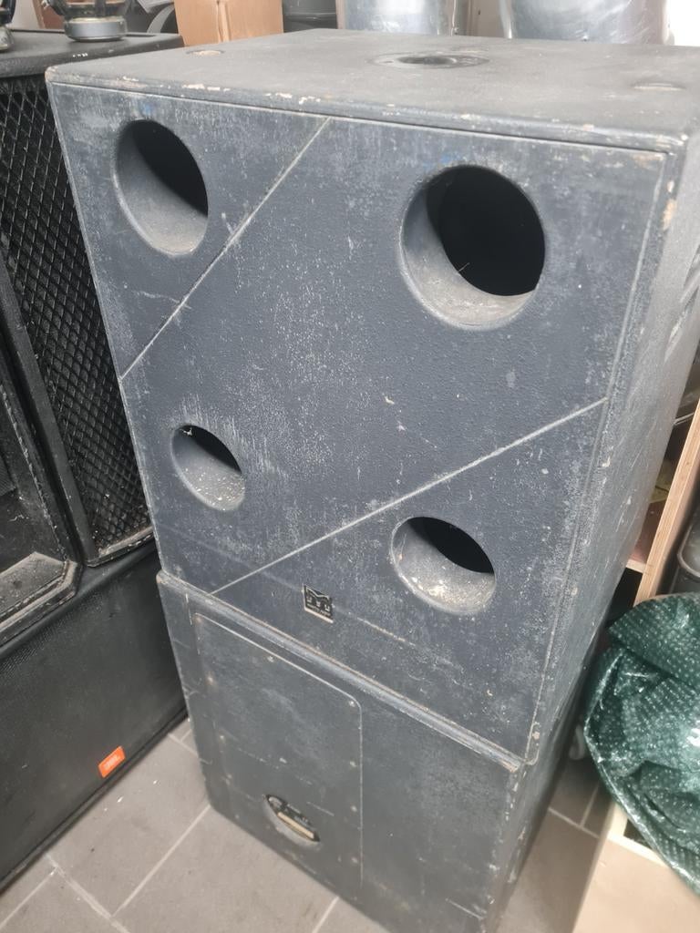 SUB Martin Audio ICS 300 Lavoce 600w rms, Audio, Tv en Foto, Luidsprekerboxen, Ophalen