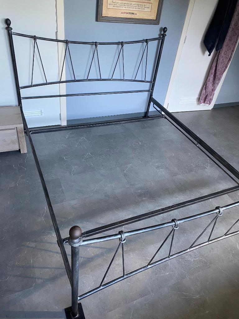 bed 160 cm, Comme neuf, Enlèvement, Deux personnes, 160 cm