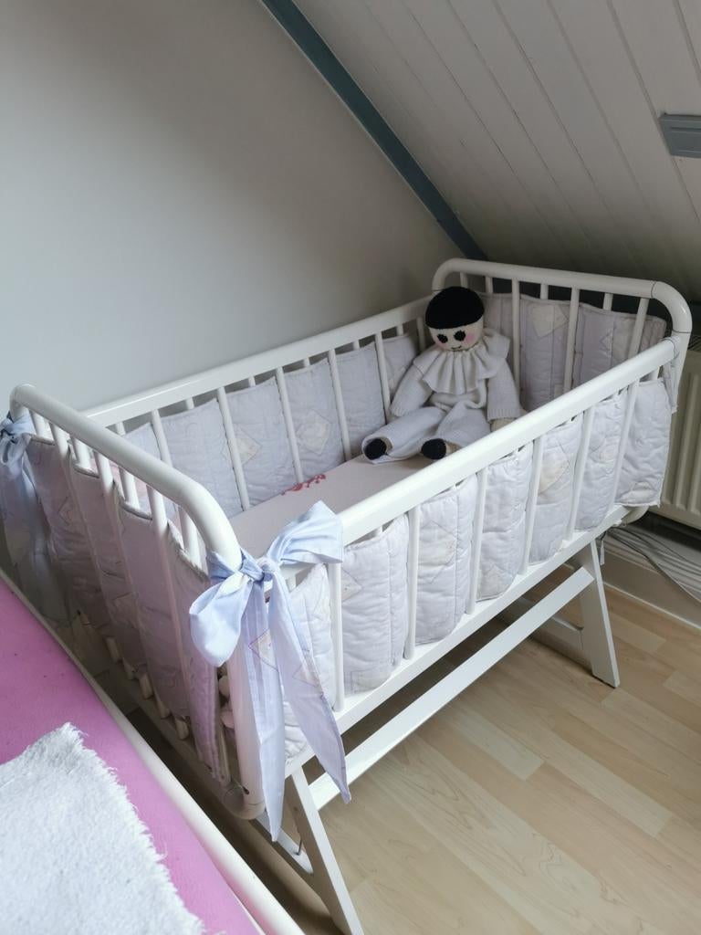 Als nieuw, heel mooi eerste baby wiegje bedje, Kinderen en Baby's, Ophalen of Verzenden, Zo goed als nieuw, Minder dan 140 cm