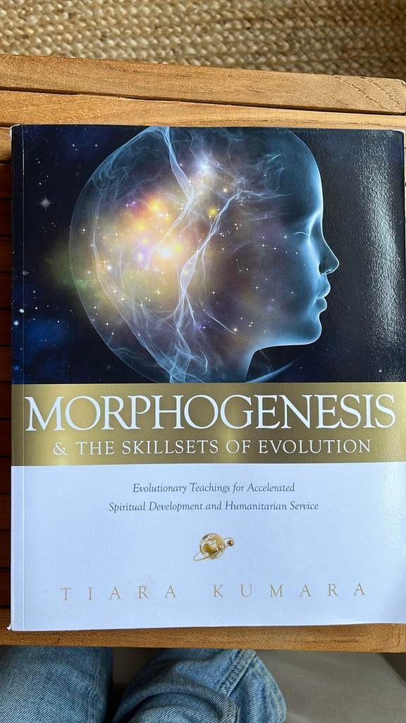 Tiara Kumara - Morphogenesis & the skills sets of evolution, Ophalen of Verzenden