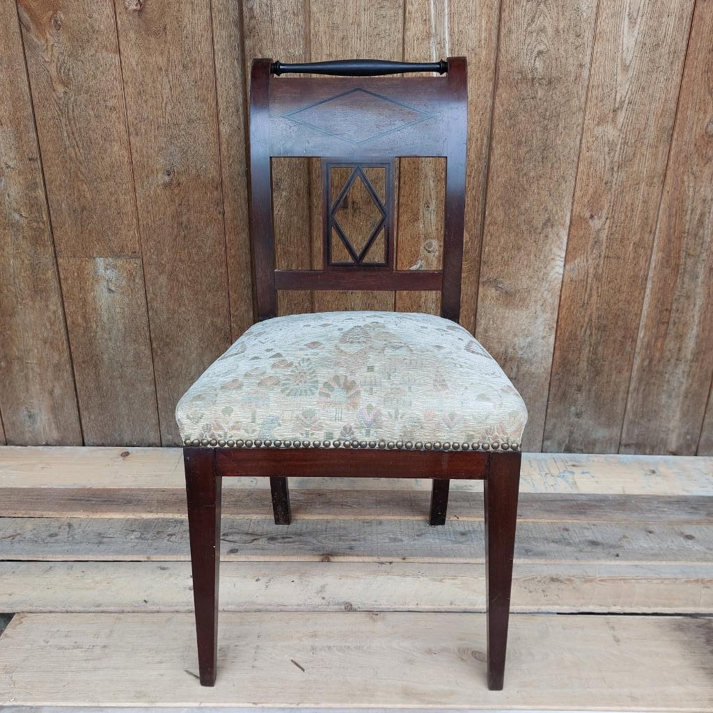 FRAAIE EETKAMERSTOELEN met BIJPASSEND VOETBANKJE, Huis en Inrichting, Stoelen, Ophalen, Gebruikt, Antiek / authentiek / klassiek