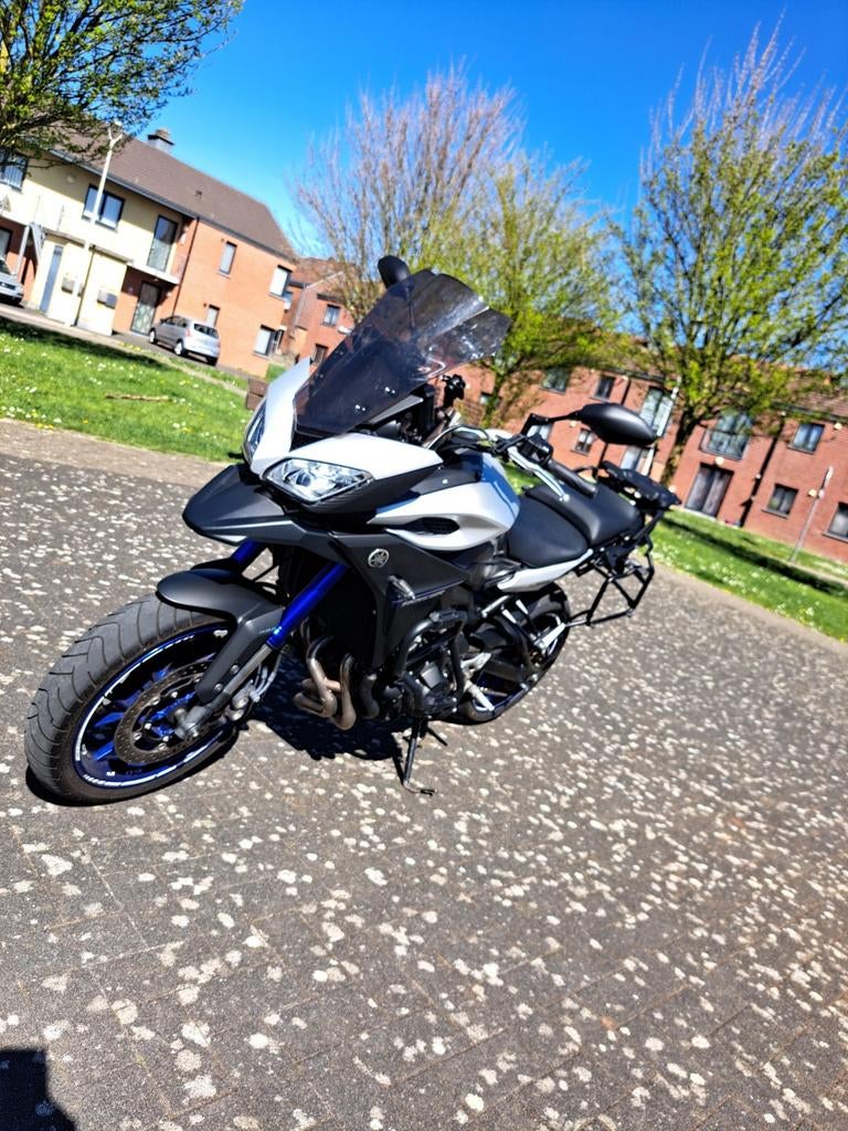 Yamaha Tracer 900, Motoren, Particulier