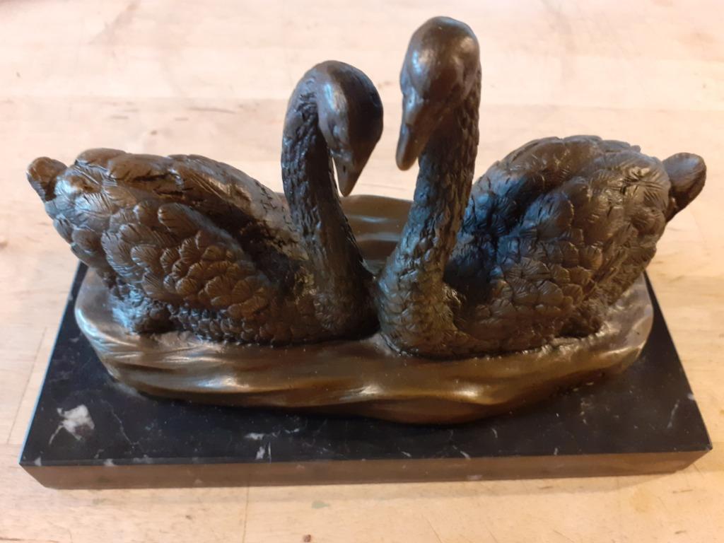ZWANEN (bronzen koppel gesigneerd Milo) OP BASIS, Antiek en Kunst, Antiek | Brons en Koper, Brons, Ophalen of Verzenden