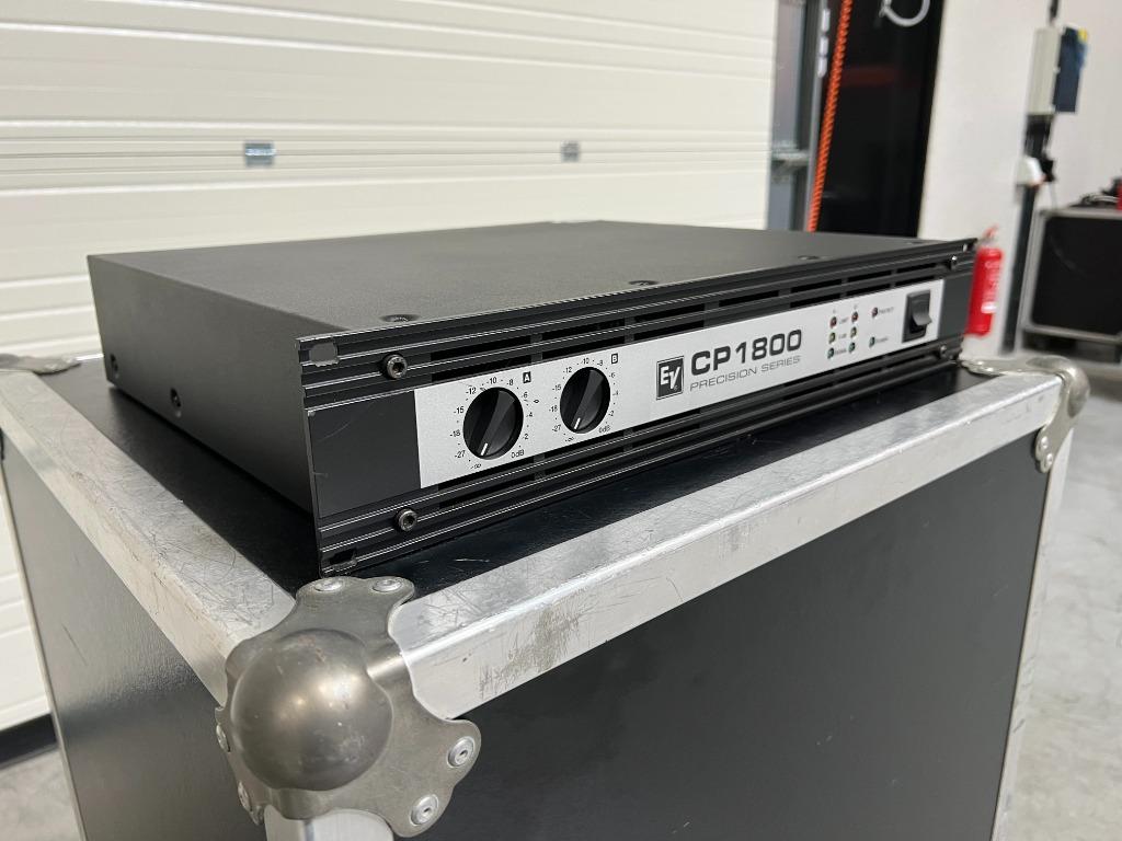 Electro-Voice EV CP1800 2x600W/4Ohm, Ophalen of Verzenden, Gebruikt, 120 watt of meer