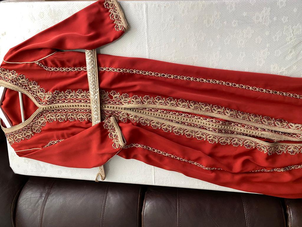 Nieuw, nooit gedragen 2 delige Marokkaanse jurk oranje, Kleding | Dames, Ophalen of Verzenden, Zo goed als nieuw, Maat 34 (XS) of kleiner