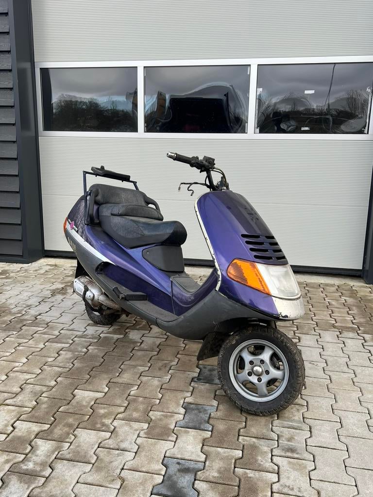4x Piaggio Hexagon 125/150, Enlèvement, Comme neuf, Essence