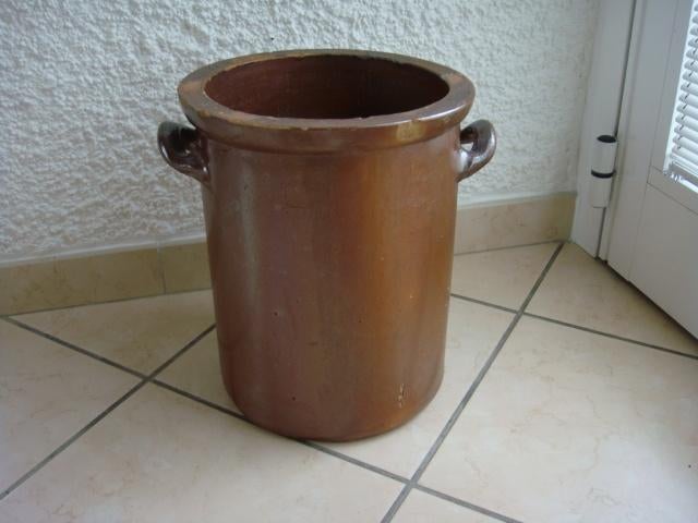 Pot en grès émaillé avec anses. 10L. Teinte: Brun, Antiquités & Art, Antiquités | Céramique & Poterie, Envoi