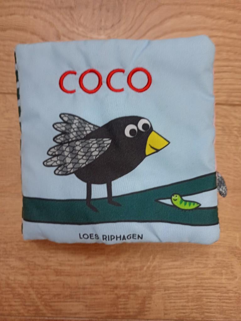 Stoffen knisperboekje Coco., Ophalen of Verzenden, Zo goed als nieuw