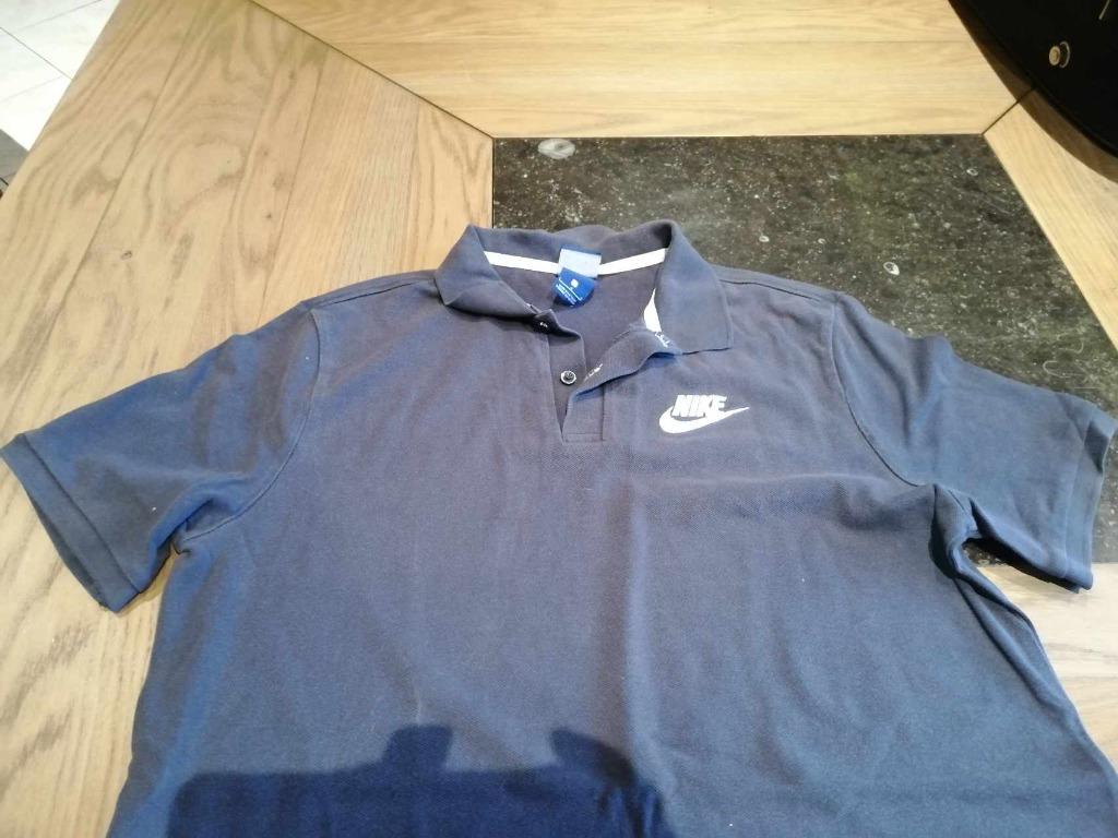POLO  BLAUW MERK NIKE - MAAT L, Vêtements | Hommes, Polos, Enlèvement ou Envoi, Nike, Taille 52/54 (L), Porté