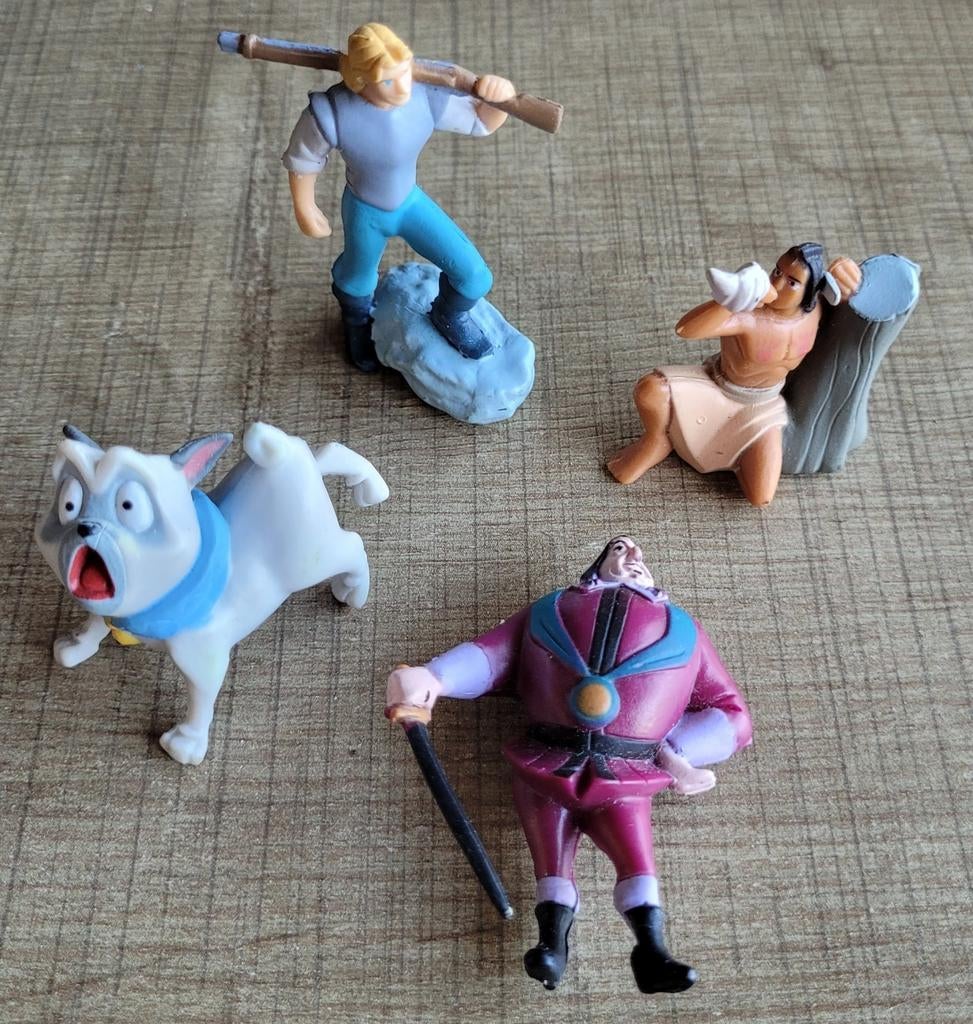 Pocahontas: 4 miniatuurfiguurtjes (Nestlé), Enlèvement ou Envoi, Pocahontas ou Petite Sirène, Utilisé, Statue ou Figurine