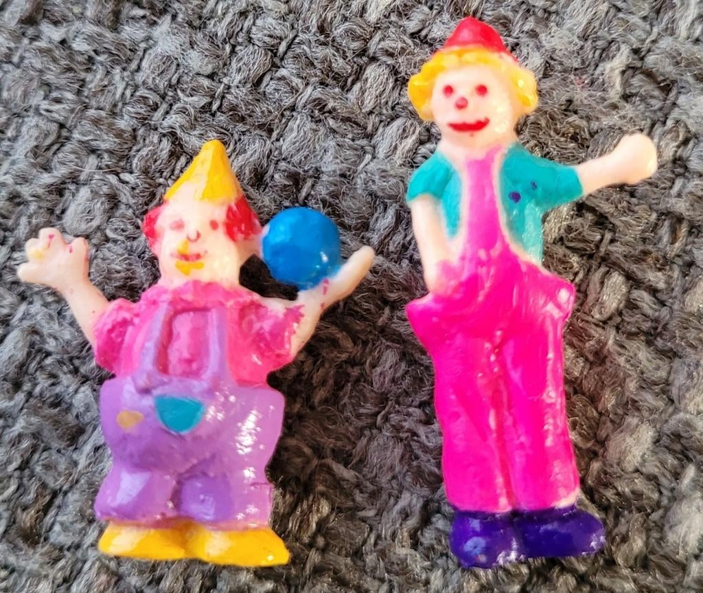 2 miniatuurfiguurtjes: clowntjes, Verzamelen, Ophalen of Verzenden, Gebruikt