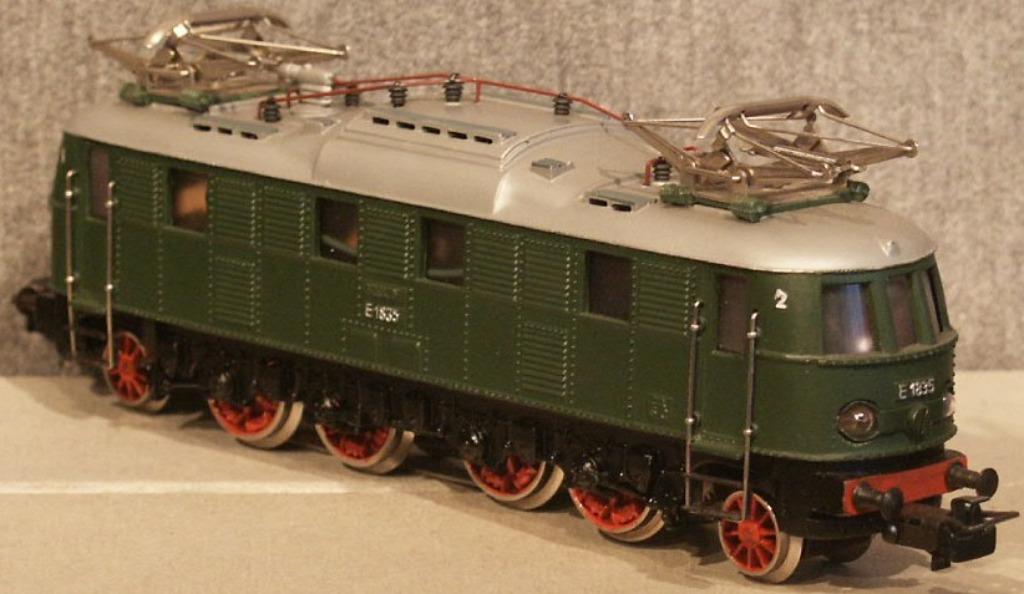 Marklin 3024 ( DB ), Wisselstroom, Gebruikt, Locomotief, Verzenden