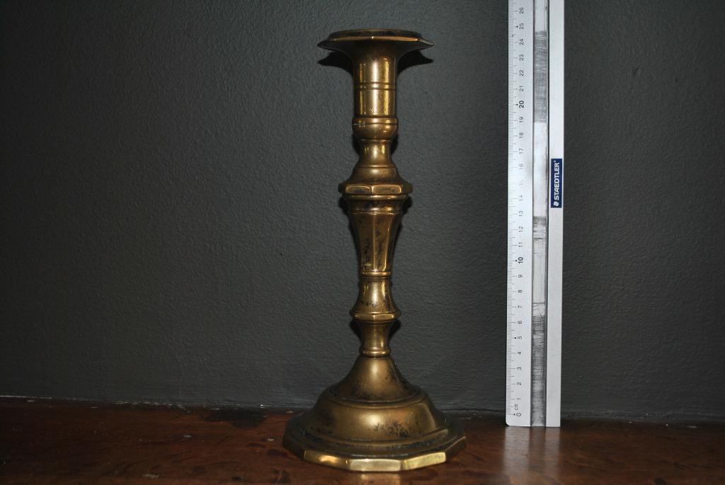 Anciens bougeoir style néogothique en cuivre ou laiton doré, Antiquités & Art, Enlèvement ou Envoi, Cuivre ou Bronze