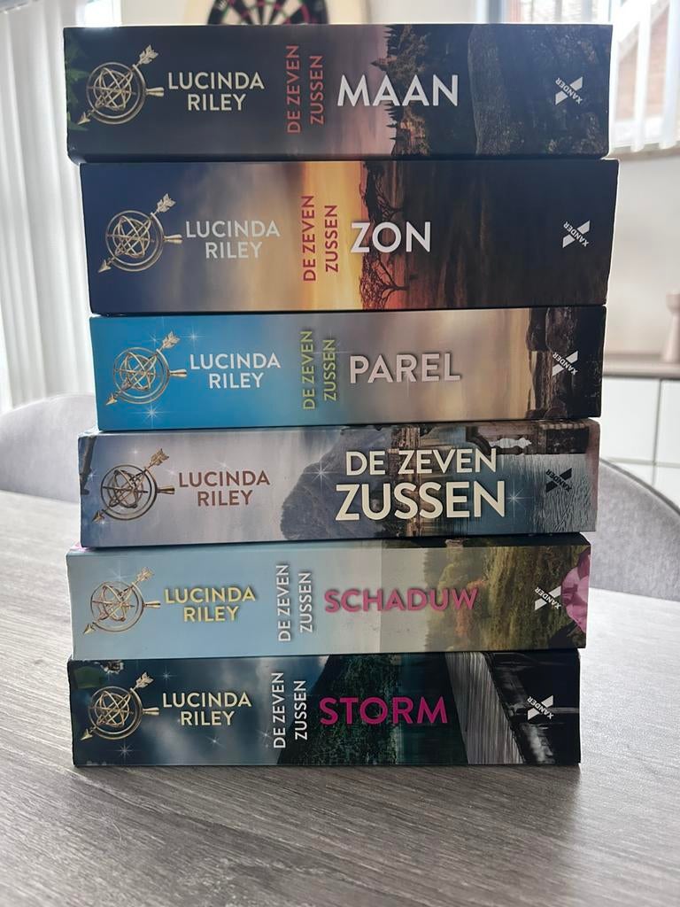 De zeven zussen, Boeken, Ophalen, Zo goed als nieuw, België