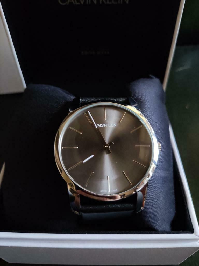 Calvin Klein watch, swiss made, Autres marques, Enlèvement ou Envoi, Cuir, Neuf