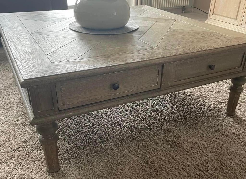 Prachtige en degelijke salontafel met lades, Huis en Inrichting, Tafels | Salontafels, Ophalen, Gebruikt, Vierkant