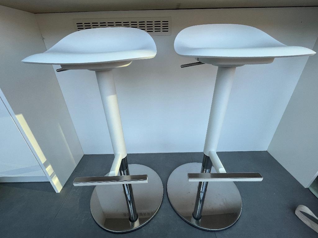 Twee barstoeltjes, Huis en Inrichting, Ophalen, Gebruikt, Twee, Wit