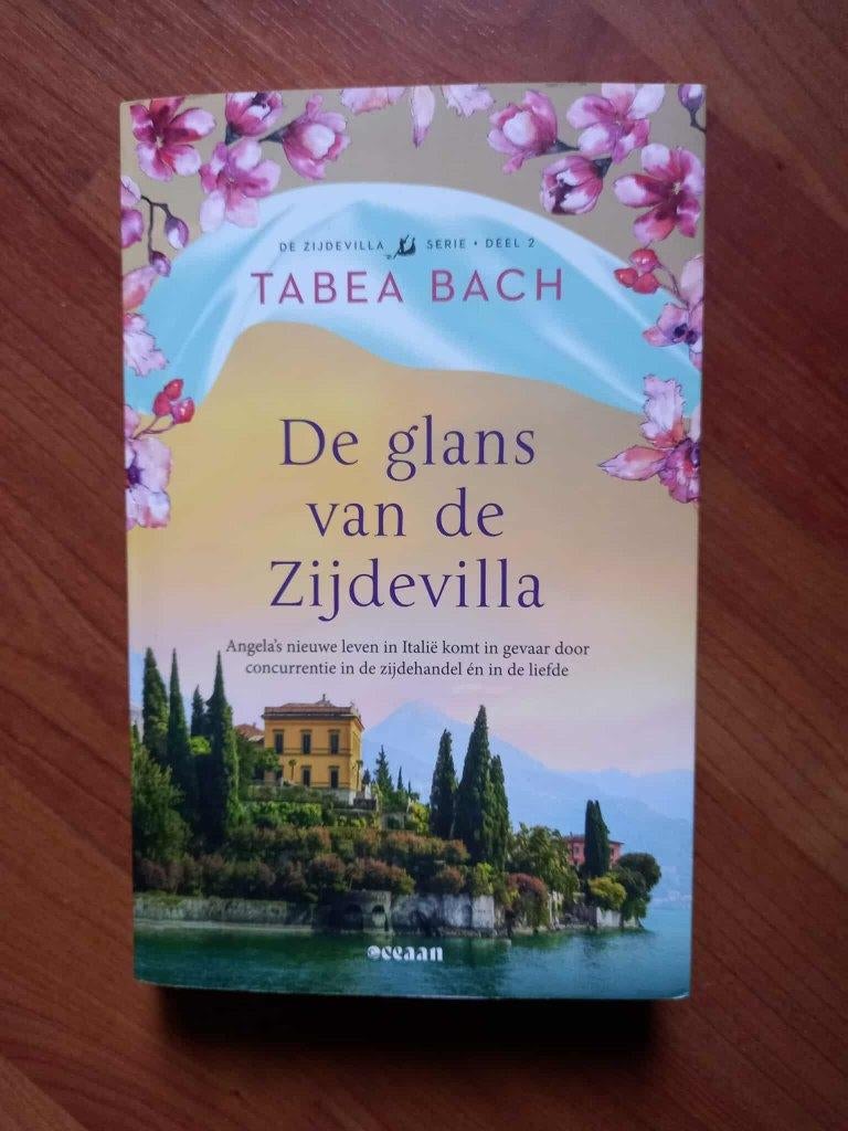 De glans van de zijdevilla - Tabea Bach (2025), Boeken, Romans, Europa overig, Nieuw, Ophalen of Verzenden, Tabea Bach