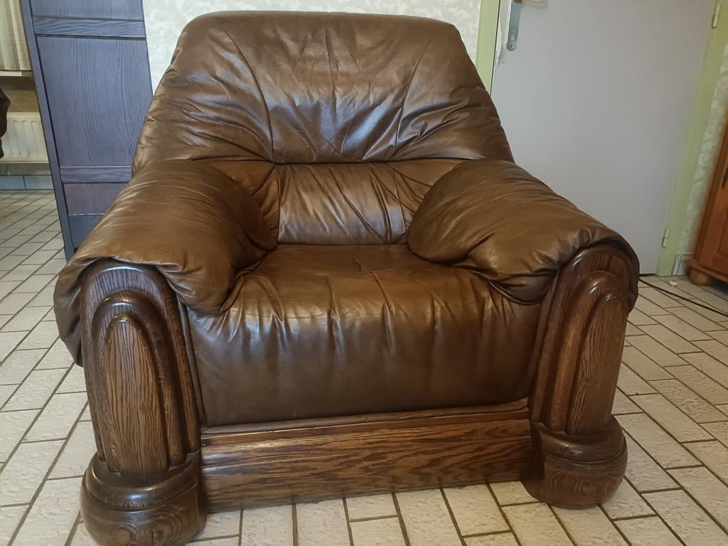 Lederen fauteuil. Cognac bruin. Massief eik., Enlèvement, Bois