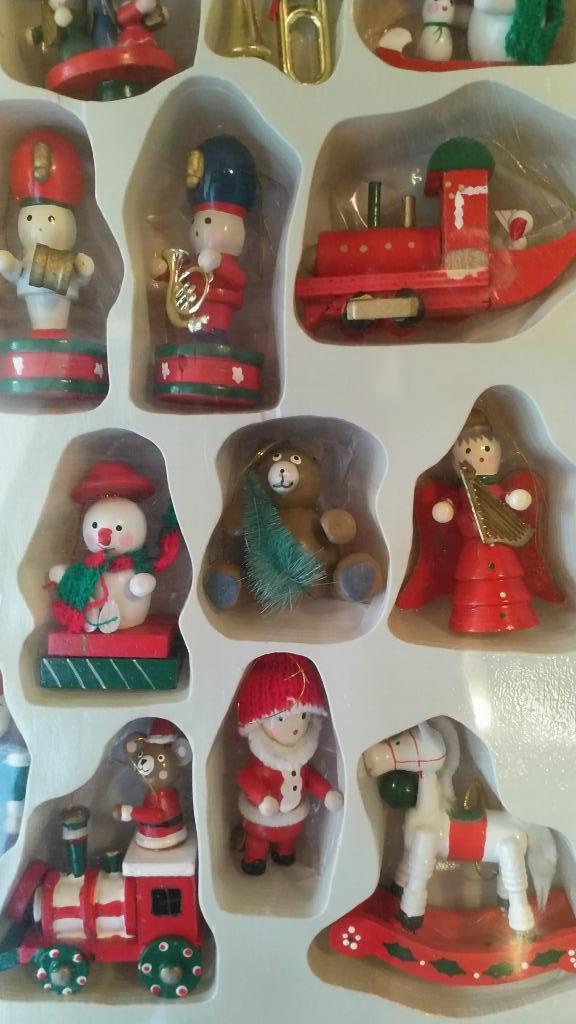 Nieuwe 24 kerst figuren van 7 tot 9 cm hoog, Ophalen of Verzenden, Nieuw