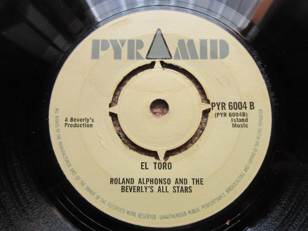 Pyramid SKA Roland Alphonso - El Toro 4 prong, Gebruikt, 7 inch, Single, Ophalen of Verzenden
