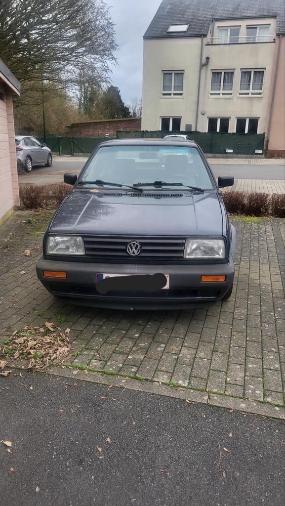 Twee Volkswagen Jetta II (vierdeurs sedans), dezelfde genera, Auto's, Voorwielaandrijving, 4 deurs, Stof, Zwart