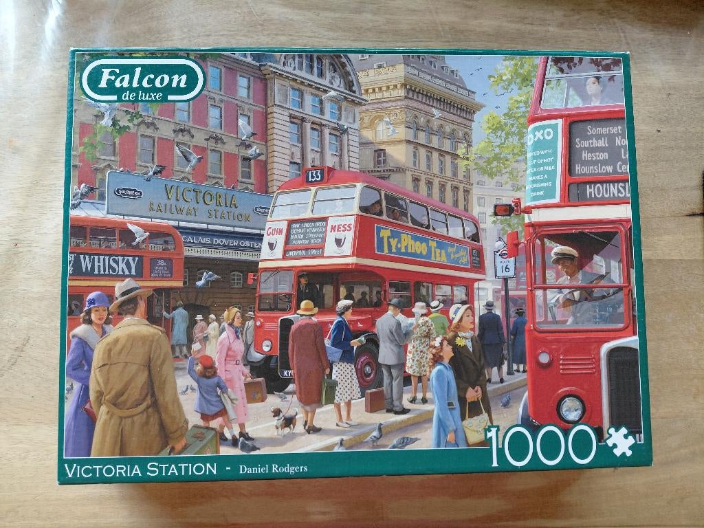 Falcon puzzel 1000 stukjes, Hobby en Vrije tijd, Ophalen of Verzenden, 500 t/m 1500 stukjes, Zo goed als nieuw, Legpuzzel