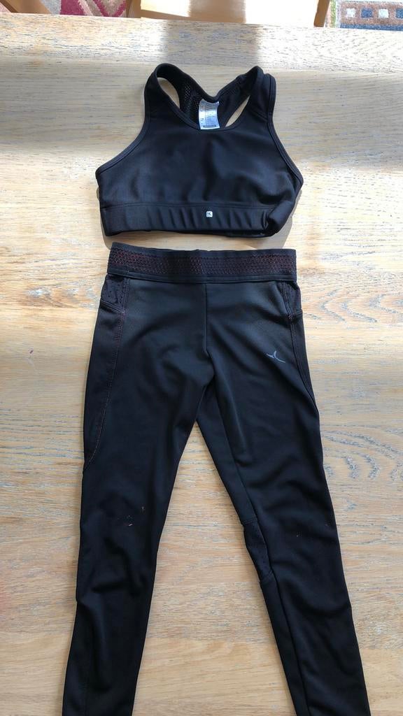 Kinder loop outfit 8jaar. Loopbroek en top decathlon, Ophalen of Verzenden, Zo goed als nieuw