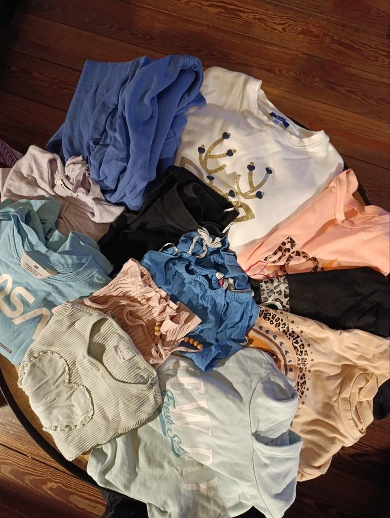 Lot de vêtements fille 9-10 ans, Ophalen
