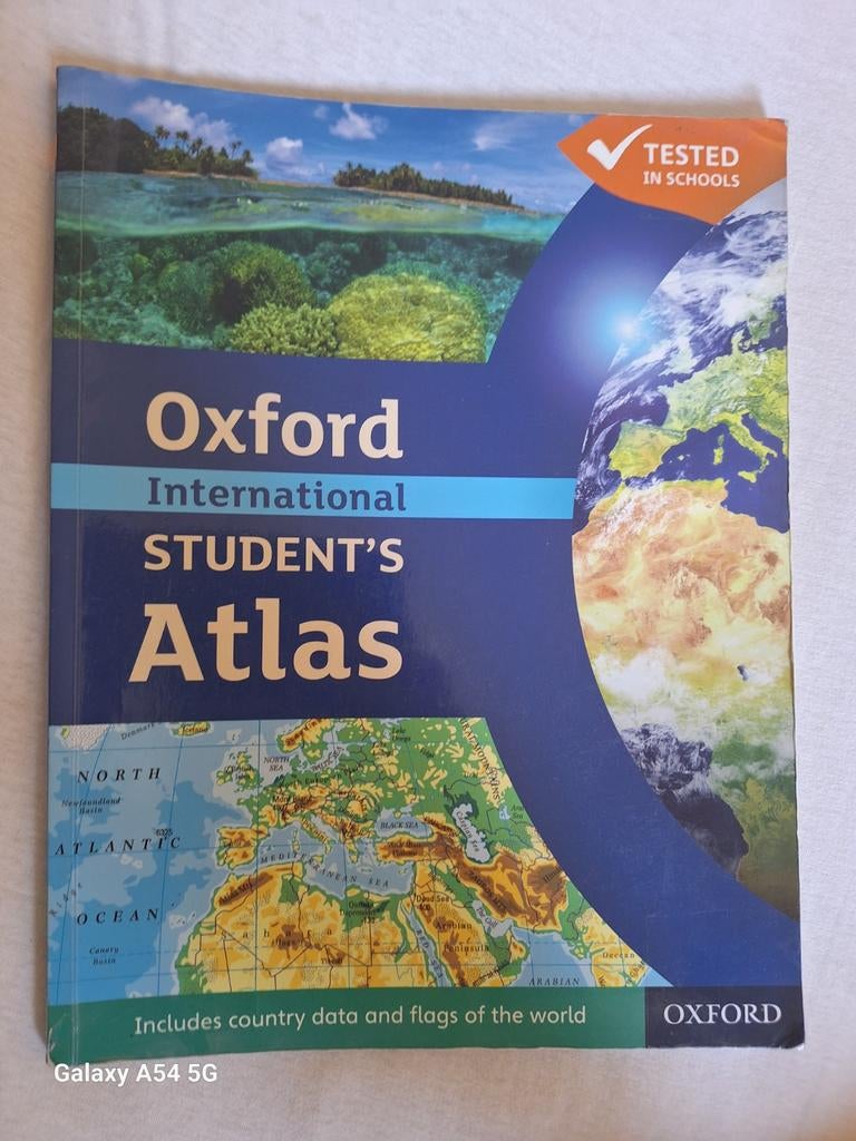 Oxford international student's atlas, Livres, Livres scolaires, Enlèvement, Utilisé, Géographie, Oxford