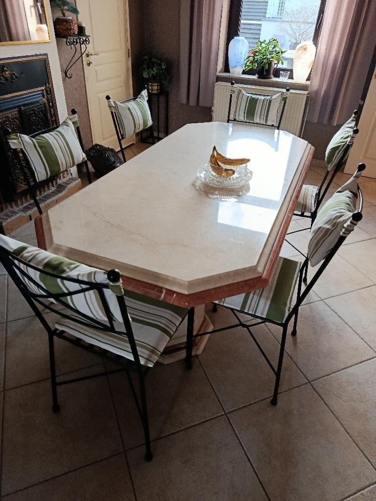 Table en marbre et chaises, Maison & Meubles, 150 à 200 cm, Cinq personnes ou plus, Comme neuf, Enlèvement