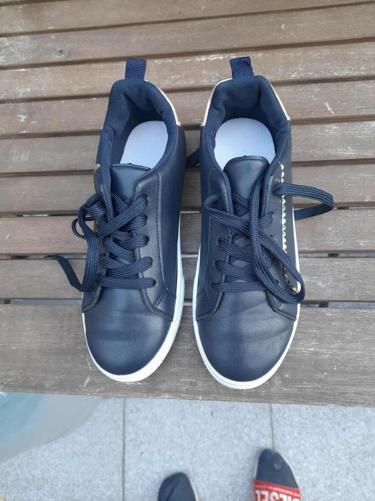 Sneakers bleu foncé de la marque 'Damart' taille 37, Neuf, Enlèvement ou Envoi, Sneakers et Baskets, Bleu