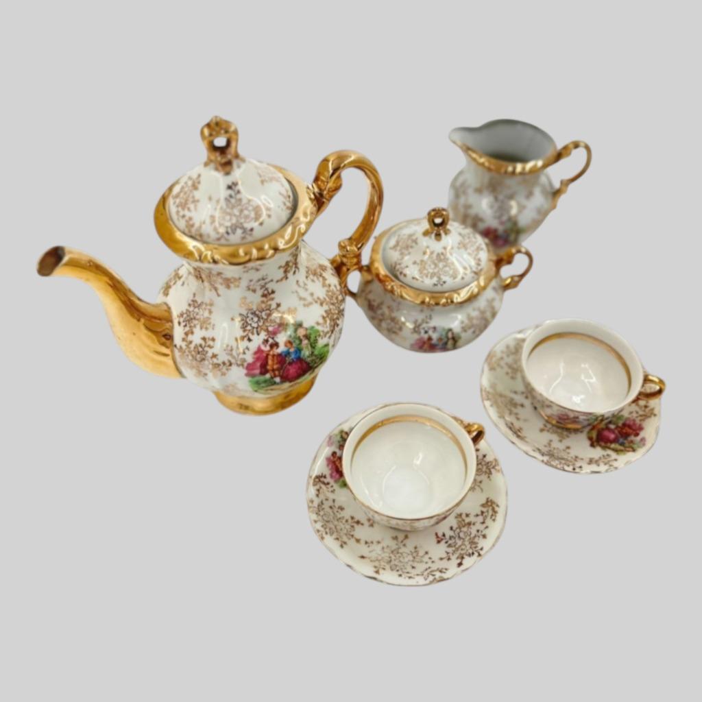 ️ Elegante set van fijn goudkleurig porselein - Romanti-dec, Antiek en Kunst, Antiek | Porselein, Ophalen of Verzenden