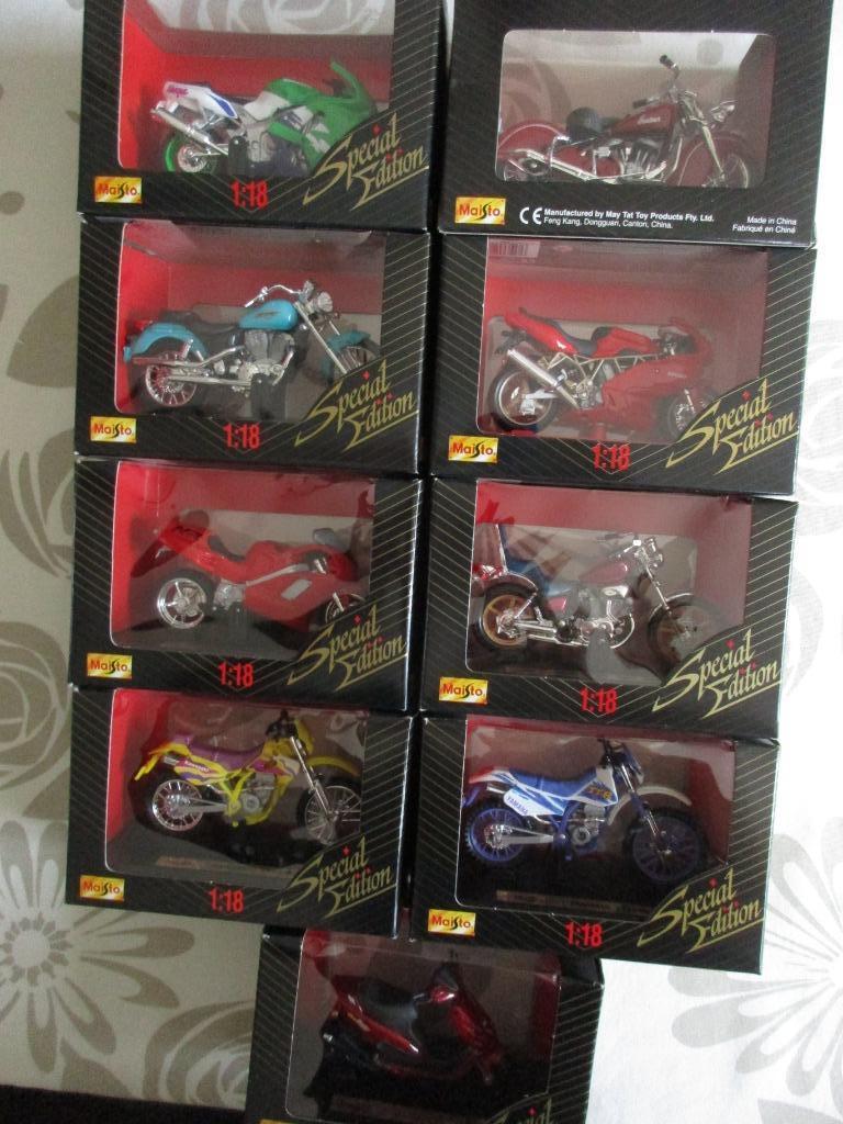 Maisto moto's 1:18 Special Edition, Enlèvement ou Envoi, Neuf, Moteur, Maisto