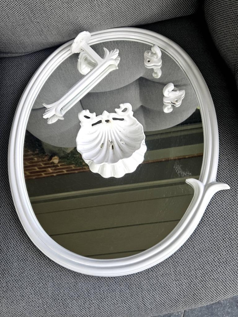 Miroir, porte-savon, porte-papier wc, crochets, Enlèvement, Comme neuf, Blanc