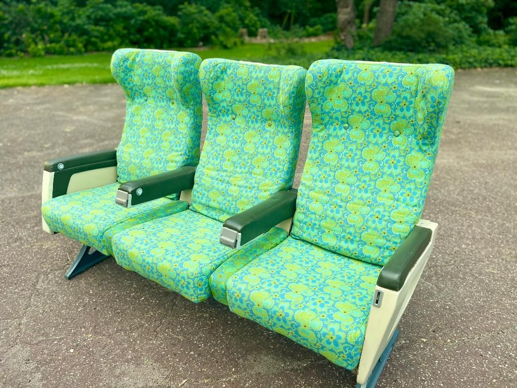 Authentieke Sabena vliegtuigzetels 3-zit + 2-zit, Huis en Inrichting, Zetels | Zetels, Gebruikt, Rechte bank, Vierpersoons of meer