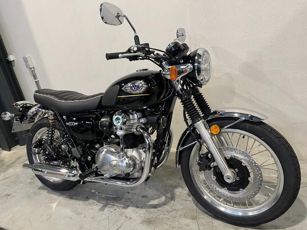 W800 2025 MODEL UIT STOCK LEVERBAAR, Motoren, Motoren | Kawasaki, Bedrijf, Naked bike, 12 t/m 35 kW, 2 cilinders, ABS, Ophalen