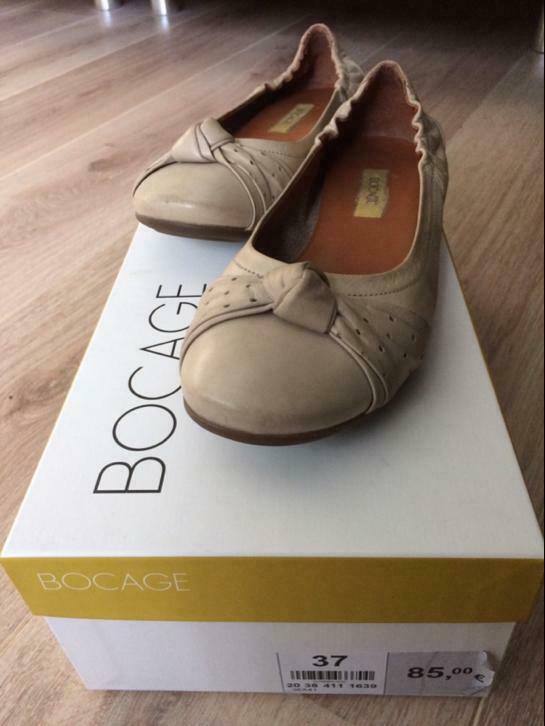 Ballerina’s Bocage - nieuw 85€ gekost!, Kleding | Dames, Schoenen, Ophalen, Beige, Ballerina's, Zo goed als nieuw