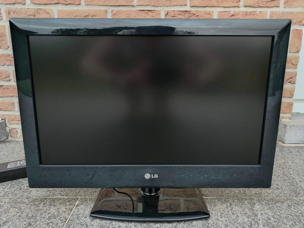 Kleine LG tv (22LE3300) met afstandsbediening, Ophalen, Gebruikt, 40 tot 60 cm, LG