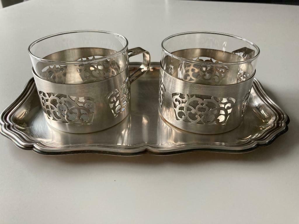 Koffiefilter/theesetje op dienblad, Verzenden
