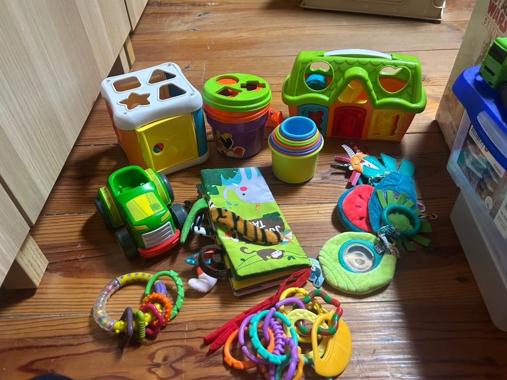 Lot jouet bébé, Enfants & Bébés, Jouets | Jouets de bébé, Utilisé, Enlèvement ou Envoi