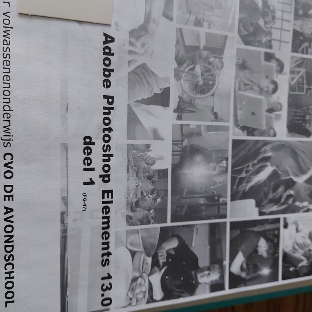 Cursus Photoschop, Enlèvement ou Envoi, Comme neuf