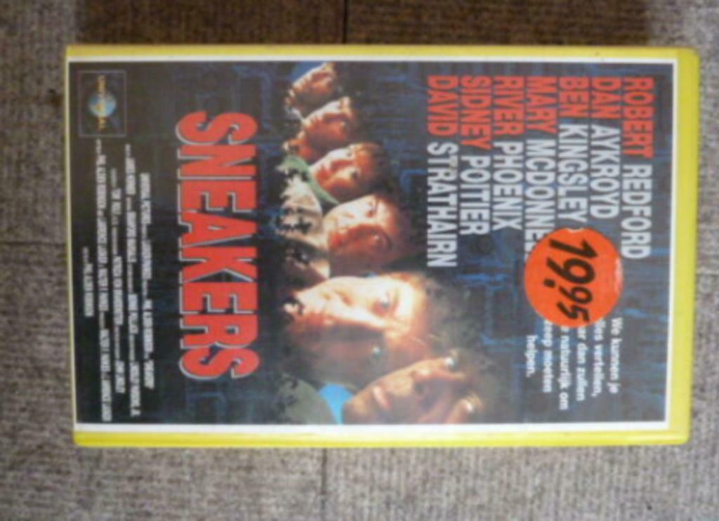VHS video cassette SNEAKERS een briljante film met een ....., Alle leeftijden, Ophalen of Verzenden, Overige genres